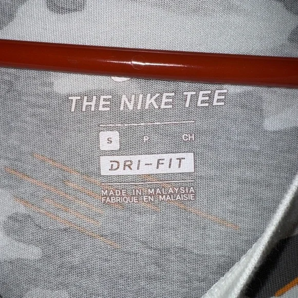 Nike Gray Dri-FIT Tee - Picture 2 of 3